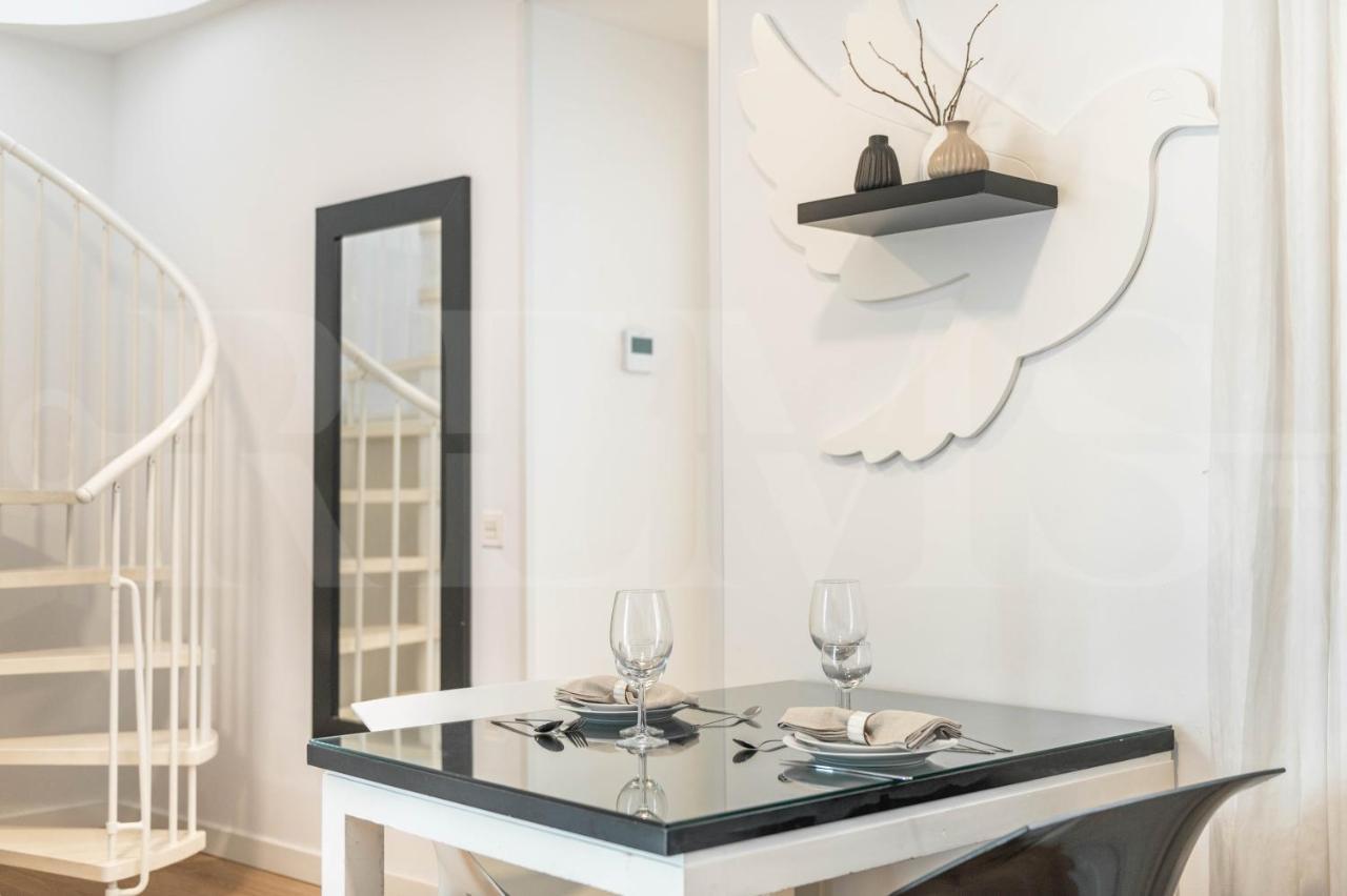 Inviting Duplex In Front Of Picasso Museum By Rems Leilighet Málaga Eksteriør bilde